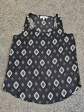 EUC Olive & Oak Black and White Patterned Racerback Camisole Small